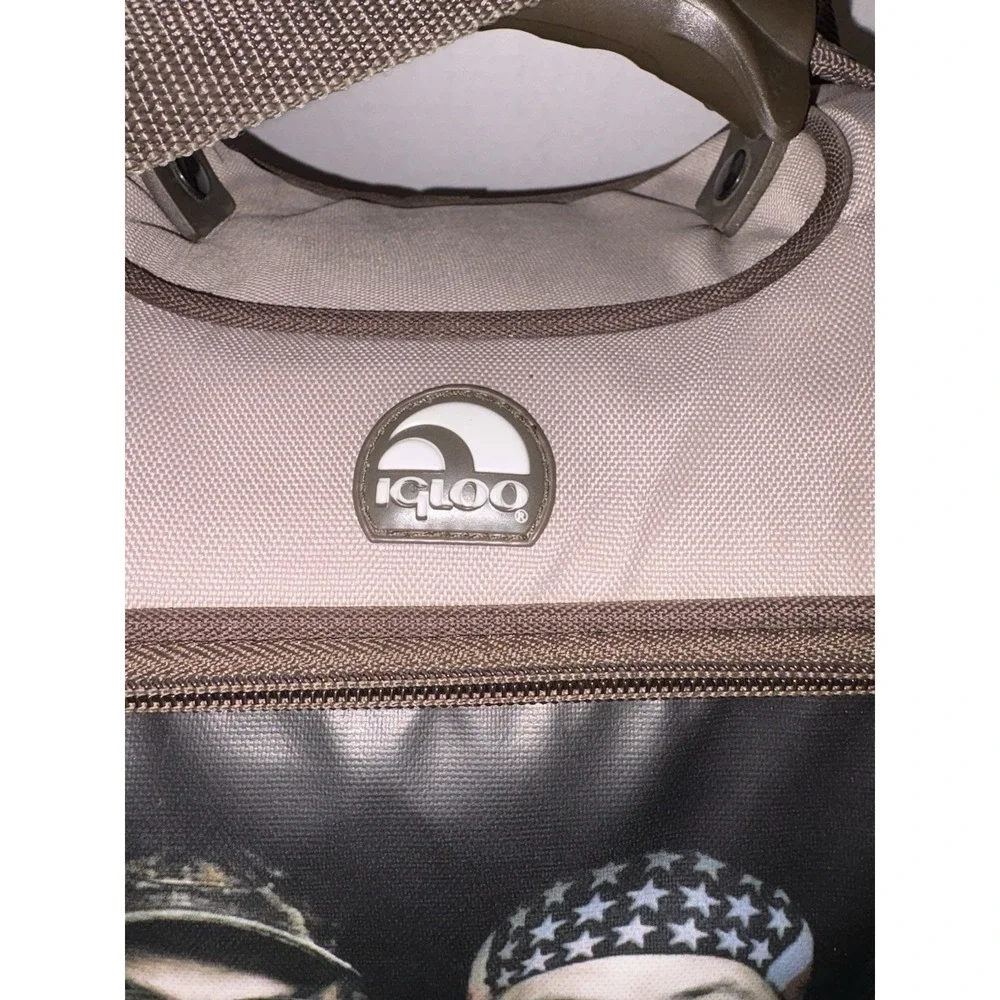 Collector Igloo Duck Dynasty Insulated Cooler Brown Black Beige Handle Lunch.VTG